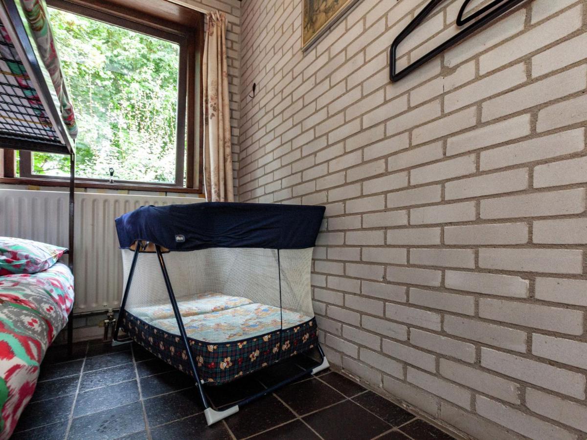 Comfortable Detached Bungalow 65 M2 Kamperland Bagian luar foto