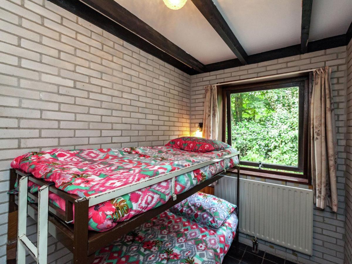 Comfortable Detached Bungalow 65 M2 Kamperland Bagian luar foto